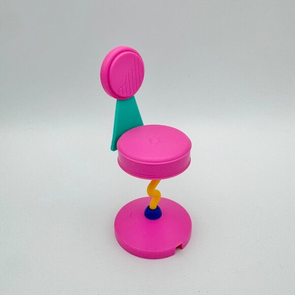 LOL Surprise! OMG House Of Surprises Replacement Breakfast Table & Bar Stool - Picture 4 of 6